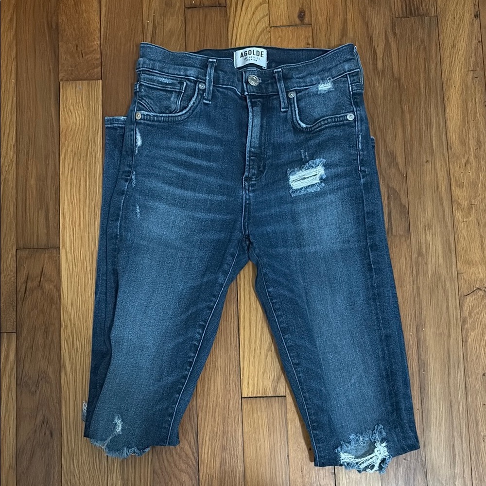 Agolde Blue Cropped Ankle Jeans with Distressed Details